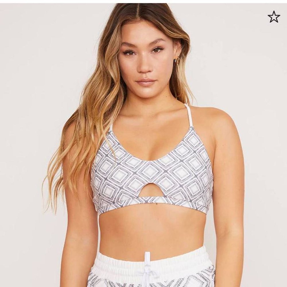 Wolven SUSTAINABLE Lineage Reversible Crisscross Sports Bra